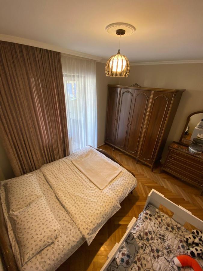 Warm Flat *